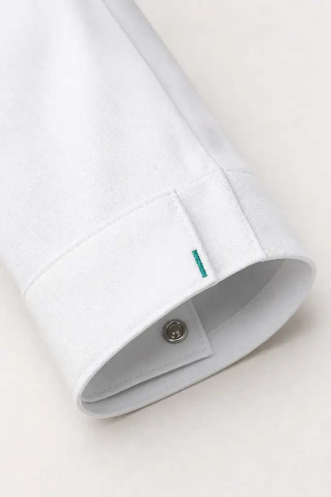 07-detail-cuff-fabric.webp