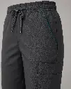 07-detail-waistband-cargo-pocket.webp