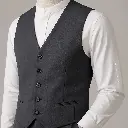05-detail-shirt-waistcoat-square.webp